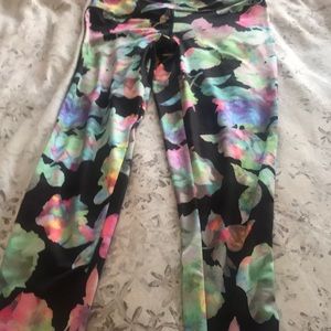 Live love dream yoga pants